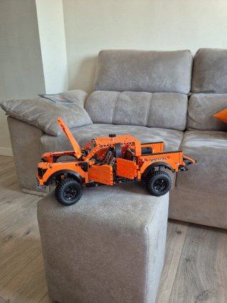 Camioneta Ford Raptor tipo Lego Naranja