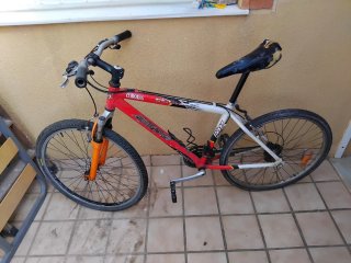 Bicicleta BH Coronas Roja y Blanca