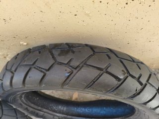 Neumáticos Dunlop Trailmax y Pirelli Scorpion