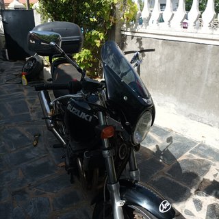 Suzuki inazuma 750 cc moto