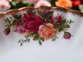 Vajilla floral Pastelero Royal Albert Old Country