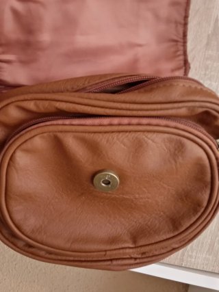 Bolso nuevo de hombro marrón