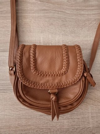 Bolso nuevo de hombro marrón