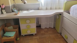 Cama nido con escritorio y cajonera