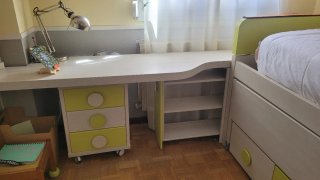 Cama nido con escritorio y cajonera