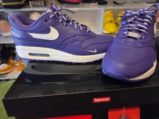 Nike Air Max 1 x Supreme Morado Blanco