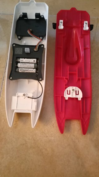 Barco teledirigido Nikko Hydro Thunder Pro