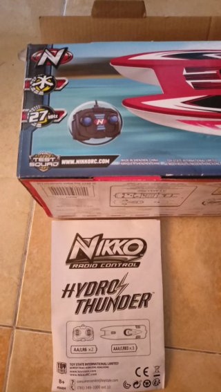 Barco teledirigido Nikko Hydro Thunder Pro