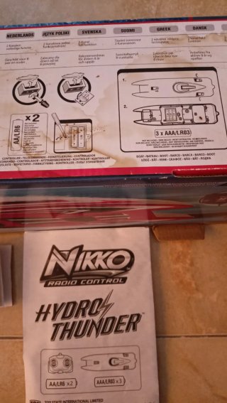 Barco teledirigido Nikko Hydro Thunder Pro