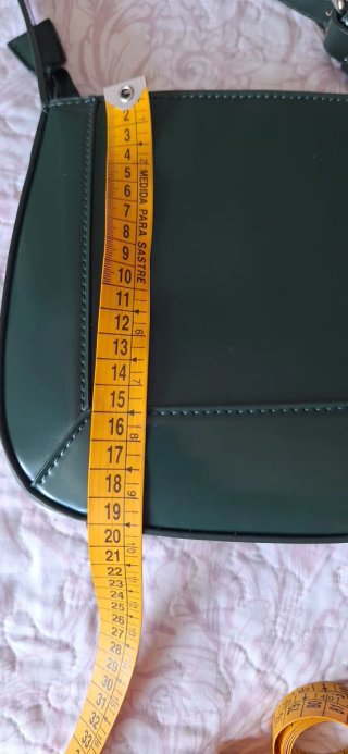 Bolso Zara rígido verde oscuro