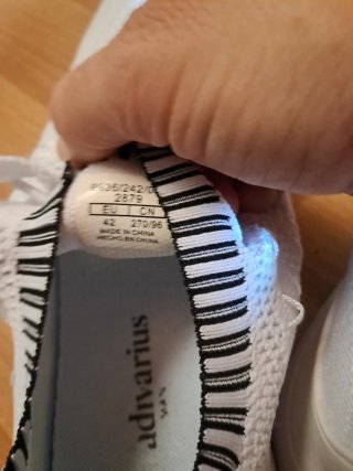 Zapatillas blancas elástico
