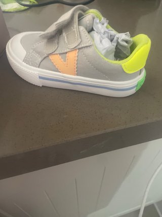 Zapatillas Victoria niño Talla 24