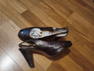 Zapatos de tacón marrón-dorados T37