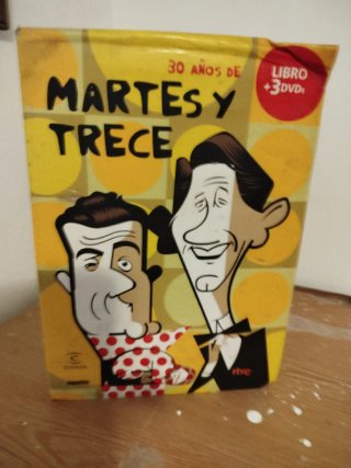 Martes y Trece: Libro + 3 DVDs
