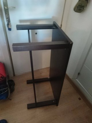 Mesita auxiliar de madera