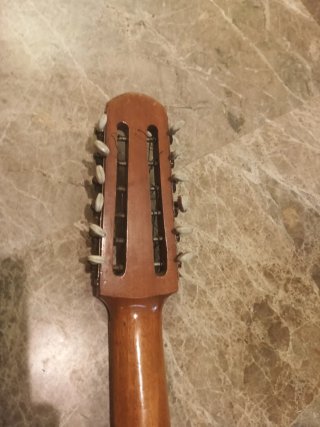 Guitarra Laud 12 cuerdas
