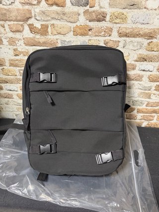 Confezione da 2 zaini beige e nero per viaggio