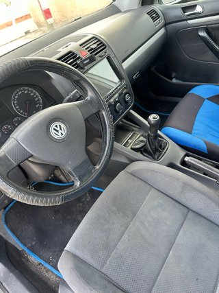 Volkswagen Golf5 2004