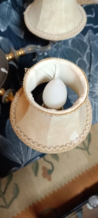Elegante lámpara clásica salón buen estado