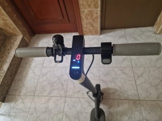 Patinete Xiaomi Mi 1S + Casco