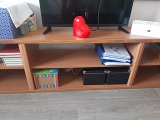 Mueble bajo madera haya, 1,95 X 0,36 X 0,50 ctm