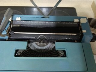 Olivetti Studio 46 Máquina de Escribir Antigua