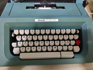 Olivetti Studio 46 Máquina de Escribir Antigua
