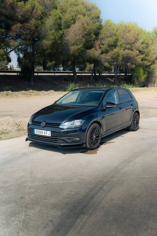 VOLKSWAGEN GOLF 7