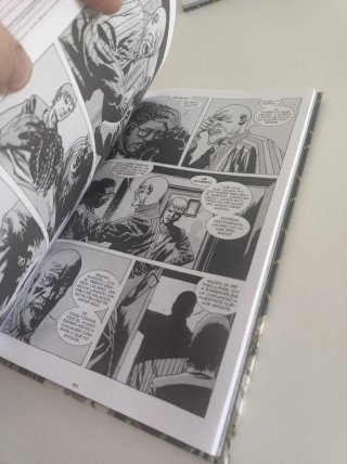 The Walking Dead Comic Vol 3