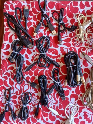 Lote de cables varios