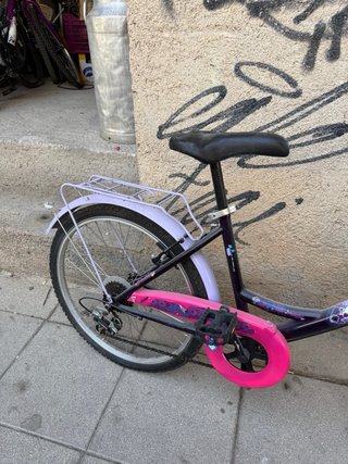 Bicicleta infantil morada