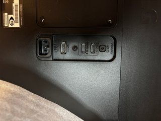 2 Monitores LG 27 4K IPS 27UD58 + HDMI