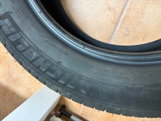 Neumático Michelin 205/60 R16 92H