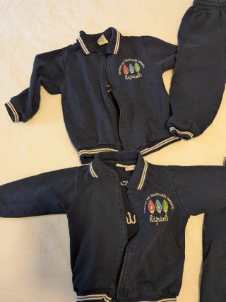 Uniforme Lápices Escuela Infantil