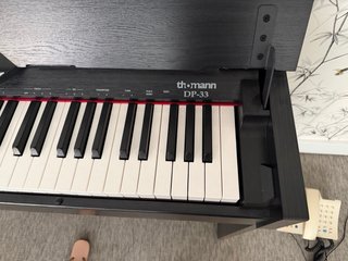 Piano Eléctrico Thomann DP-33 + Banqueta