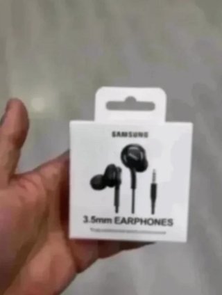 Auriculares Samsung AKG 3,5mm (EO-IA500)