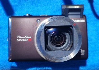 Canon PowerShot SX200 IS + Batería + Cargador