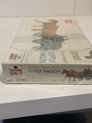 Modello di carro di rifornimento trainato da cavalli ESCI 1/35