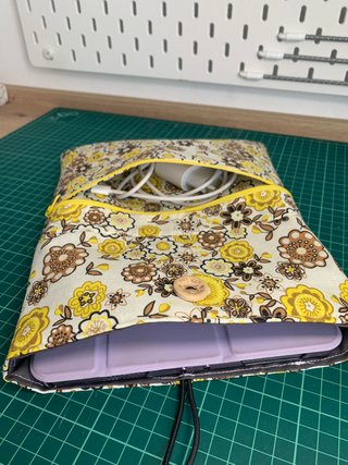 Funda libro ebook ipad con bolsillo artesanal