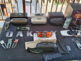 Oakley Holbrook Prizm Gafas de Sol Negras Rojas