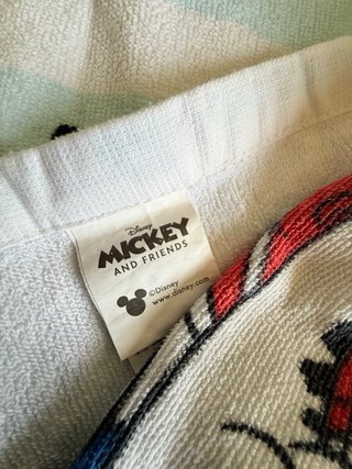 2 Ponchos Toalla Mickey y Patrulla Canina
