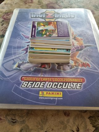 Raccoglitore e carte Invizimals Sfide Occulte