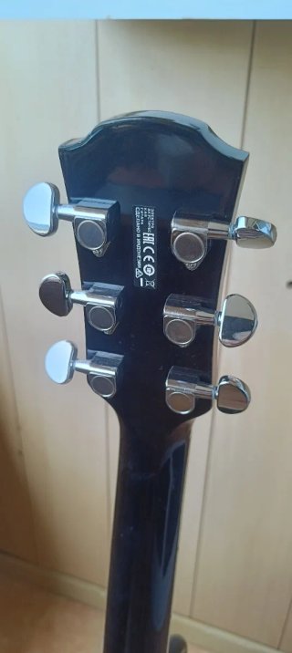 YAMAHA APX600 ed. Metallica