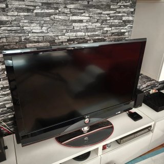 Televisión LG Scarlet 42 Negra/Roja
