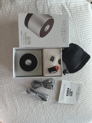 Altavoz Bluetooth Plata y Negro