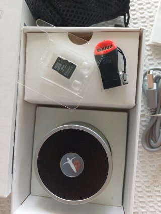 Altavoz Bluetooth Plata y Negro