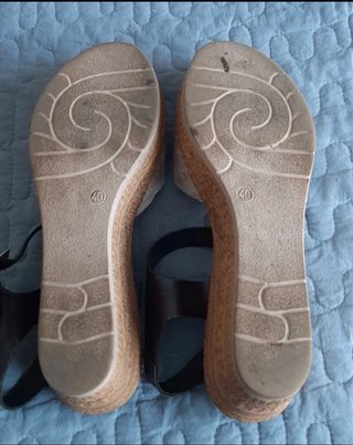 Sandalias ISSA MI negras y plata Talla 40