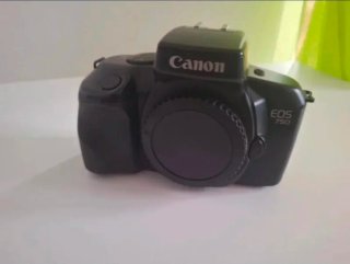 Lote 2 Cámaras Canon EOS 750 y 1000