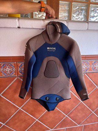 Traje de buceo MUNDIAL Prestige Talla XS en 5mm
