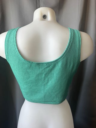Top corro verde a costine elasticizzato